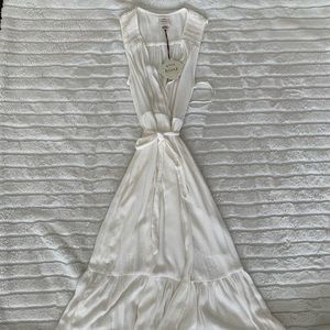 Knox Rose white maxi dress